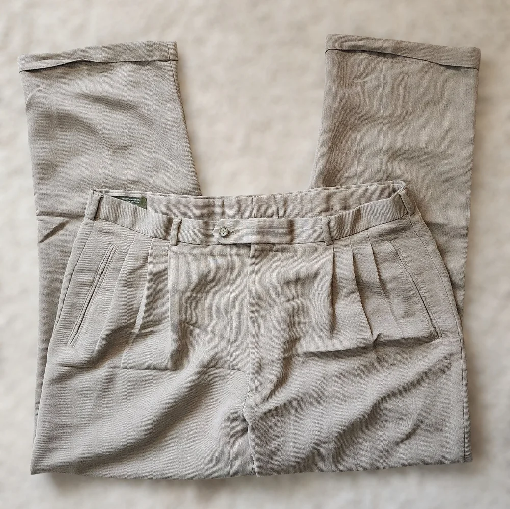 ​Vintage CLUB International Pleated Trousers Size 40 High Waisted‎ Soft